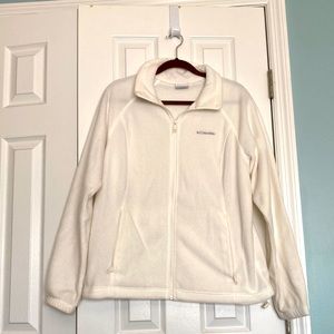 Columbia white zip up woman’s fleece